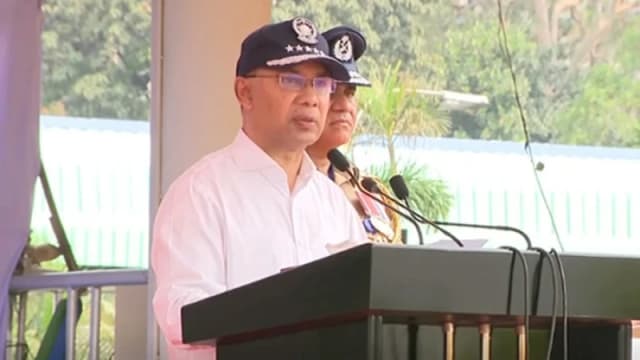 জনগণের শান্তি ও নিরাপত্তা নিশ্চিত করুন