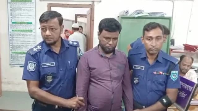 গাইবান্ধায় ঘুষ দাবির সময় ভুয়া দুদক কর্মকর্তা আটক