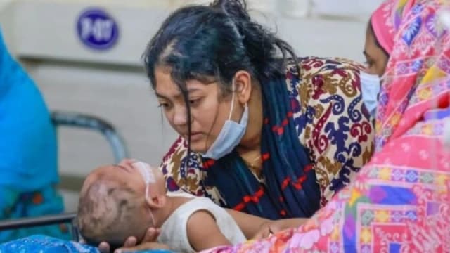 হামের ভয়াবহতার মাঝেই ভয় দেখাচ্ছে ডেঙ্গু