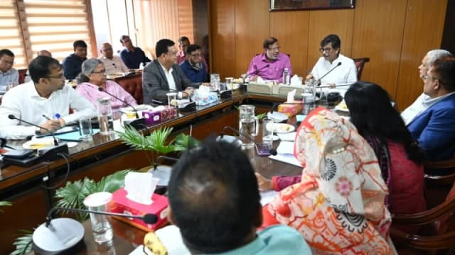 সরকার ঘোষিত কর্মসূচি বাস্তবায়নে স্বচ্ছতা নিশ্চিত ক...