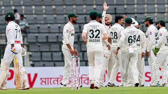 টসে হেরে ব্যাটিংয়ে বাংলাদেশ, জয় ফিরলেন শূন্য রানে