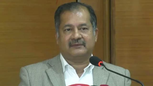 চলচ্চিত্রের পাশাপাশি সমাজ বদলের রোডম্যাপ চাইলেন তথ...