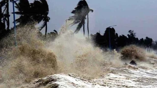 বঙ্গোপসাগরে লঘুচাপ, দেশজুড়ে পাঁচ দিন ঝড়-বৃষ্টির আভাস