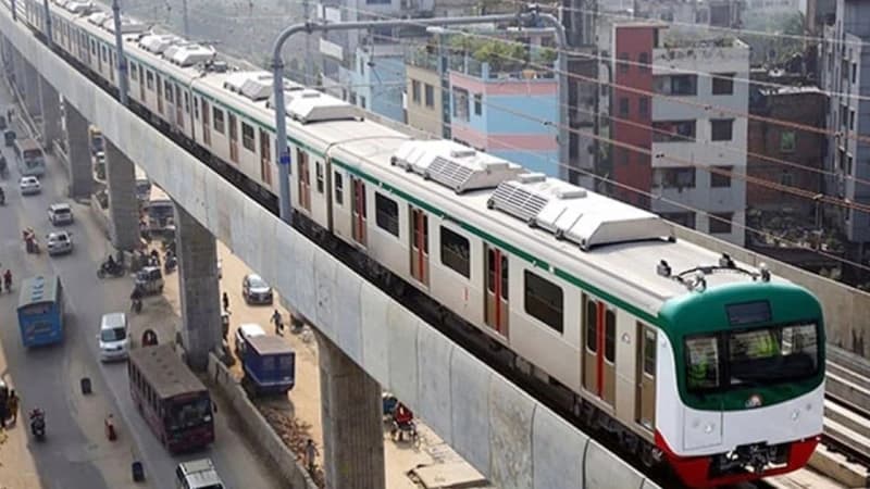 মেট্রোরেল চলাচলের সময় বাড়ছে