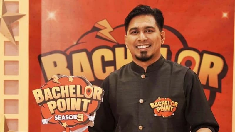 বাকশক্তি হারিয়েছেন অমি, হতে পারে...