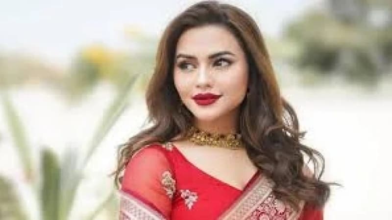 ‘লোকে বলে’ গানে দর্শকপ্রিয়তায় উচ্ছ্বসিত নুসরাত ফারিয়া, আসছে দুটি নতুন সিনেমা