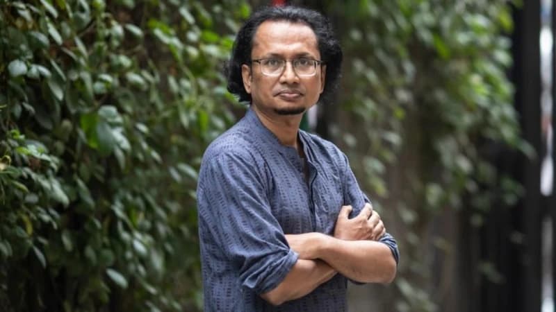 দিল্লিতে প্রবেশ না করেই বিমানবন্...