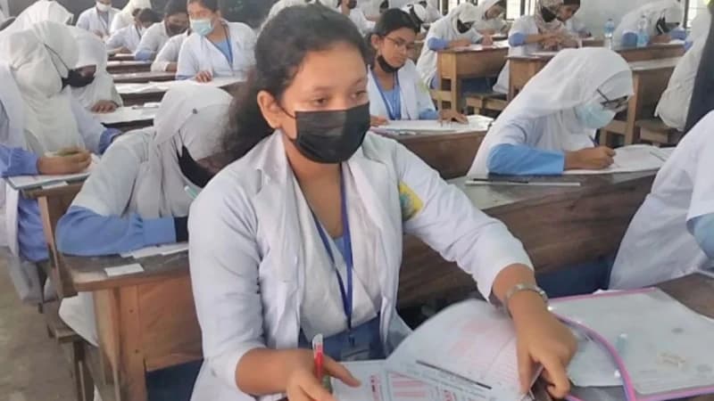 এইচএসসি পরীক্ষার্থীদের জন্য বোর্ডের জরুরি নির্দেশন...
