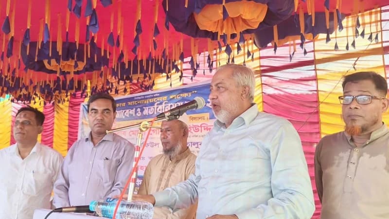 পড়াশোনায় নজরদারি, মোবাইল আসক্তি নিয়ন্ত্রণ ও নৈতিক...