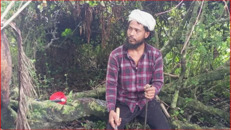 কারাভোগ শেষে ‘পীর’ সেজে কবরস্থানে আস্তানা, দোয়ারাবাজারে...