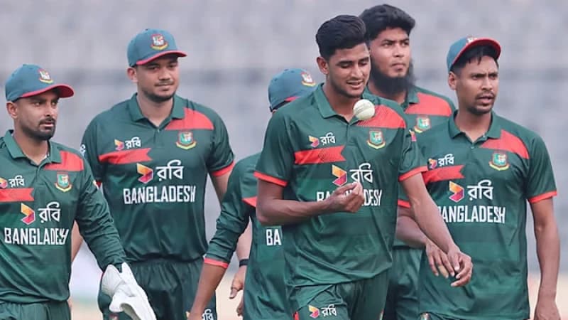 অস্ট্রেলিয়ার বিপক্ষে তৃতীয় টি-টো...