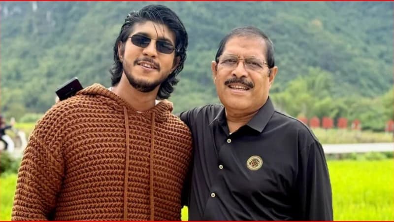 বাবার ত্যাগের গল্প শেয়ার করলেন ত...