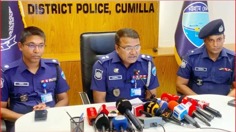 কুমিল্লায় অটোরিকশা ছিনতাইয়ের উদ্দেশ্যে চালককে হত্যা, ১২...