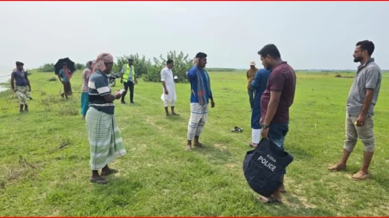 পাবনায় বালু উত্তোলনের আধিপত্য নিয়ে সংঘর্ষ, গুলিতে বিএনপি...