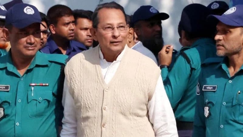 মানবতাবিরোধী মামলায় ইনুর ১০ বছরের কারাদণ্ড