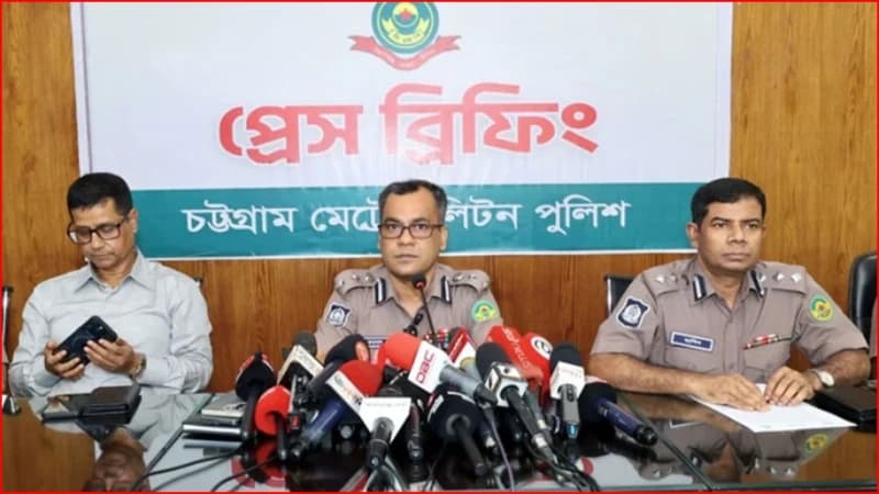 চট্টগ্রামে ডিডিএন কার্যালয়ে হামলা: গ্রেপ্তার ৮, অধরা ডেভ...