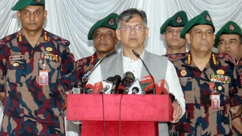 জিয়াউর রহমান হত্যা মামলায় মেজর (অব.) মোজাফফরের বিচার সেনা আইনেই হবে: স্বরাষ্ট্রমন্ত্রী