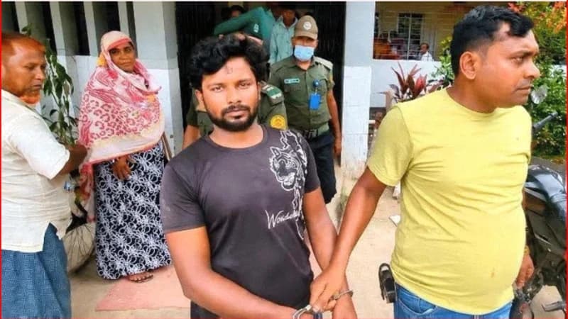 নওগাঁর হাসপাতালে স্বামীর ছুরিকাঘাতে স্ত্রী নিহত, আ...