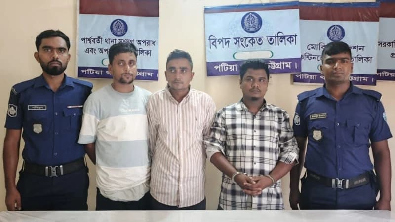 পটিয়ায় ৪টি চোরাই সিএনজিসহ আন্তঃজেলা চোর চক্রের ৩ স...