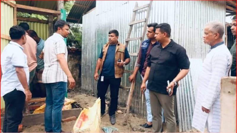 চট্টগ্রামে বন্যায় ঘর হারানো ১০০ পরিবার পাচ্ছে নতুন...