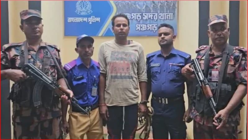 বাংলাদেশে ঢুকে আখ চুরি, ভারতীয় নাগরিককে পুলিশের কা...