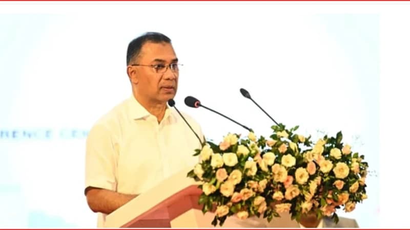 ভঙ্গুর বাংলাদেশ পুনর্গঠনের সময় এসেছে: প্রধানমন্ত্র...