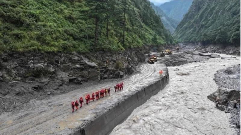 ফের বাঁধ ভাঙার শঙ্কা, নেপাল-তিব্বতে উদ্ধার অভিযান স্থগিত