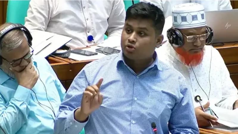 ব্রাহ্মণবাড়িয়ার ঘটনায় দুঃখপ্রকাশ করলেন হাসনাত আবদু...