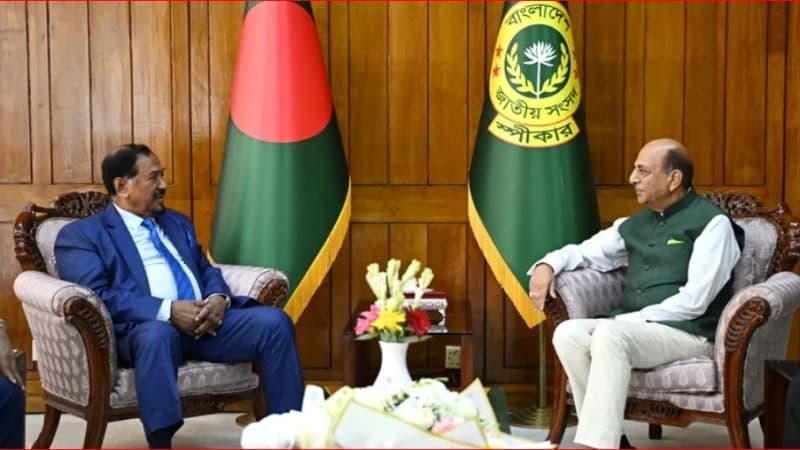 জনগণকেন্দ্রিক বাংলাদেশ-ভারত সম্পর্ক গড়তে আগ্রহী ভারত: দীনেশ ত্রিবেদী