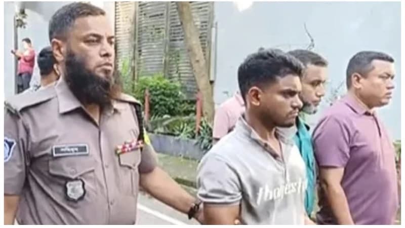 হিজড়া ‘গুরুমা’ মৌসুমী হত্যা: গ্রেপ্তার মোমিনের স্ব...