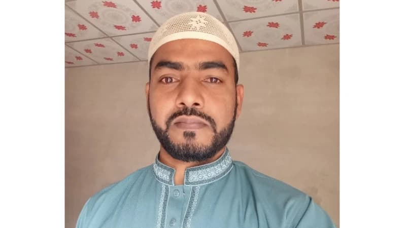 মুরাদনগরের নবীপুর পূর্ব ইউনিয়নের ২ নম্বর ওয়ার্ডে মেম্বার প্রার্থী তারেক আহম্মেদ সুমন