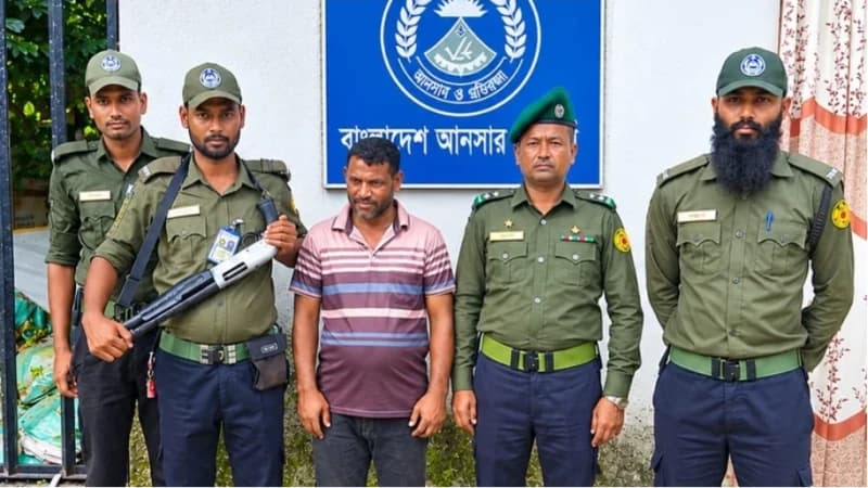 মিরপুর বিআরটিএতে ভ্রাম্যমাণ আদালত, দালালের তিন মাসের কারাদণ্ড