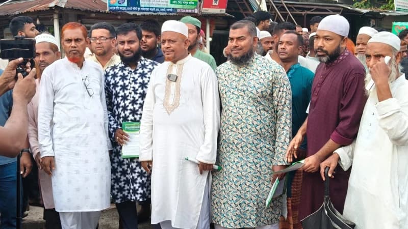 চারঘাট বাজারে জামায়াতের উদ্যোগে গণসংযোগ