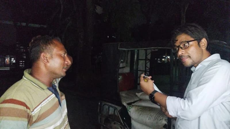 বকশীগঞ্জের বরাদ্দের সার ইসলামপুরে নেওয়ার সময় ৭ বস্তা জব্...