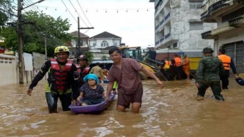 থাইল্যান্ডে বন্যায় ৮ জনের মৃত্যু...