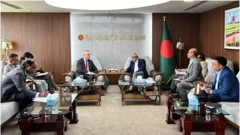 নিরাপদ অভিবাসন ও শ্রম আইন সংস্কার নিয়ে ইইউ রাষ্ট্রদূতের সঙ্গে মন্ত্রীর বৈঠক