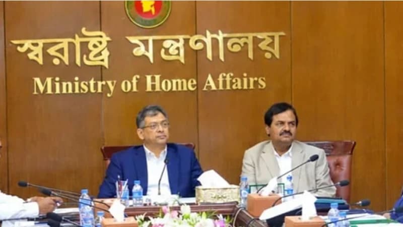 রাড্ডা স্বাস্থ্যকেন্দ্র ভাঙচুরে এমপির সংশ্লিষ্টতার...