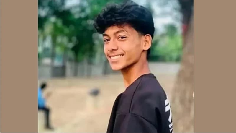 চাঁদাবাজি ও কিশোর গ্যাংয়ের দ্বন্দ্বে হৃদয় খুন, আটক...