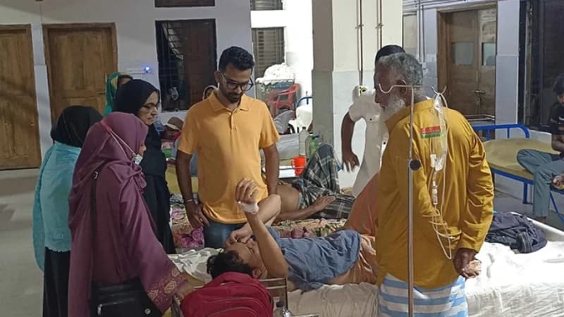 পটুয়াখালীতে কলেজছাত্রকে রাতভর নির্যাতনের অভিযোগ, ম...