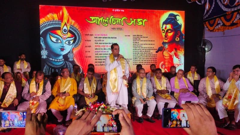 পটিয়ায় মহালয়ার অনুষ্ঠানে এমপি এনাম: দুর্গাপূজায় বি...