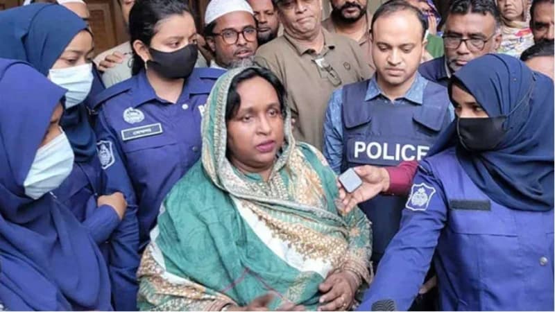 জামিন পেলেন আইভী, আদালত থেকে বেরিয়ে বললেন, ‘জয় বাংলা, দাবিয়ে রাখা যাবে না’