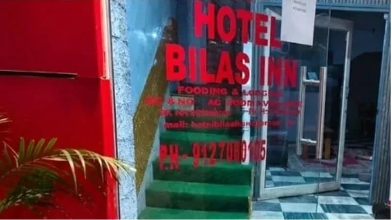 আসামের হোটেলে এলোপাতাড়ি গুলি, নিহত ৫