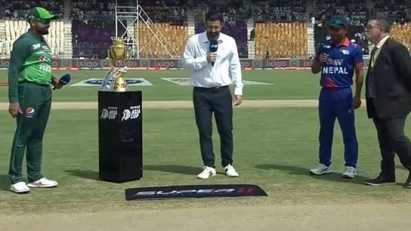 এশিয়া কাপে নেপালের বিপক্ষে টস জিতে ব্যাটিংয়ে পাকিস্তান