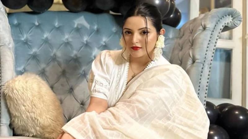 চিত্রনা্য়িকা পরীমনি এত টাকা তিনি কোথায় পান?