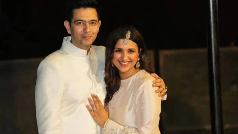 সন্তান দত্তক নিতে বেশি উৎসাহী বলিউড অভিনেত্রী পরিনীতি