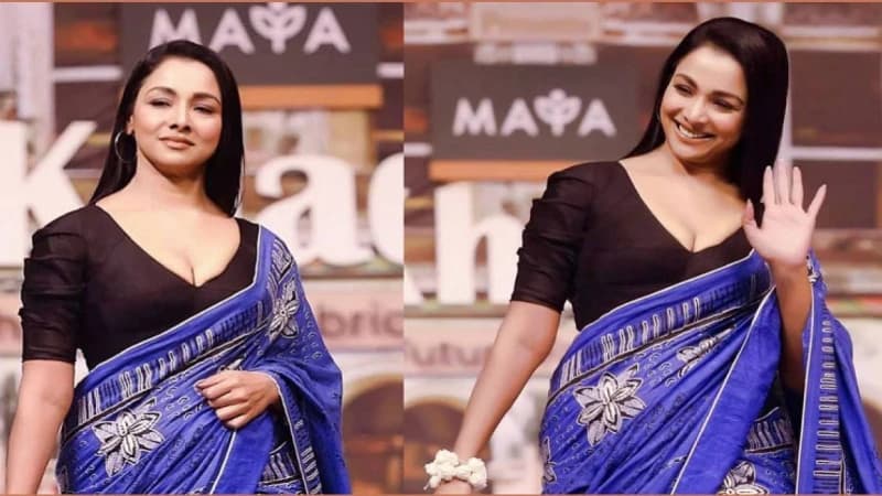 বাংলাদেশের অভিনেত্রী রুনা খান সম্প্রতি প্রথমবারের মত র‌্যাম্পে হেঁটে ছড়ালেন মুগ্ধতা