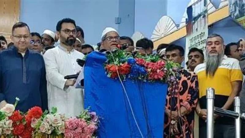 ইফতার মাহফিলে সাংবাদিকদের মারধর, ক্ষমা চাইলেন ফখরুল