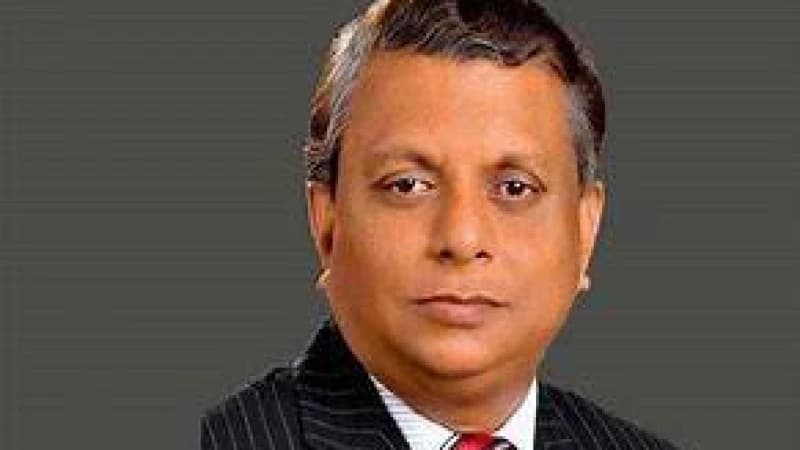 লাভ-লোকসানের হিসাব কষছেন মেয়র আরিফুল লাভ-লোকসানের হিসাব কষছেন মেয়র আরিফুল