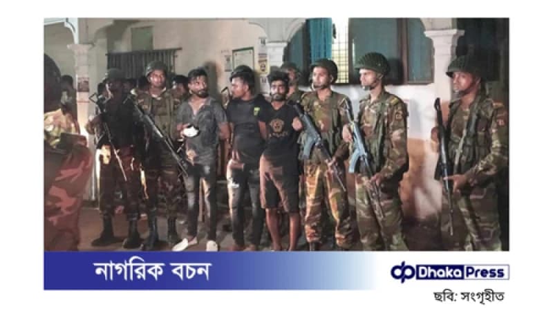 ঢাকা মেডিকেল হাসপাতালে হামলা: চারজন আটক ঢাকা মেডিকেল হাসপাতালে হামলা: চারজন আটক