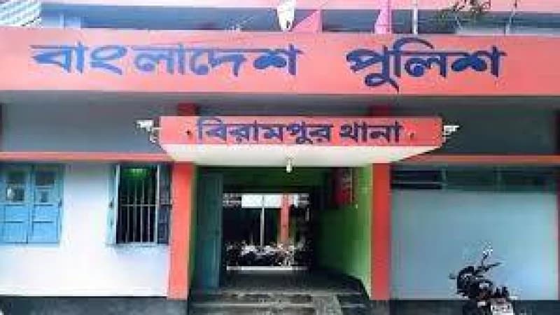 বিরামপুরে ধানক্ষেতে নারীর মরদেহ উদ্ধার বিরামপুরে ধানক্ষেতে নারীর মরদেহ উদ্ধার